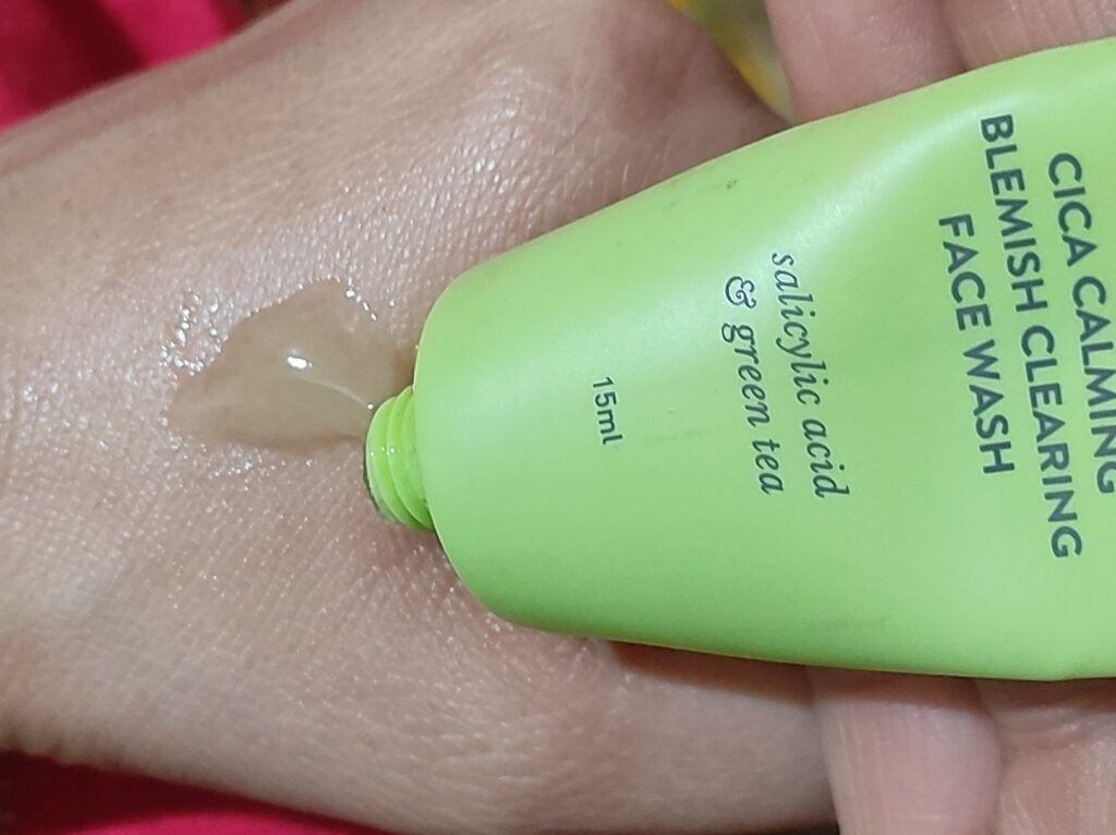 Dot And Key CICA Salicylic Face Wash Review